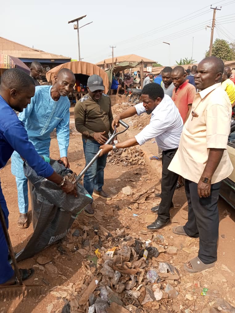 Kwande Chairman Flags-Off Community Based Environmental Sanitation Exercise